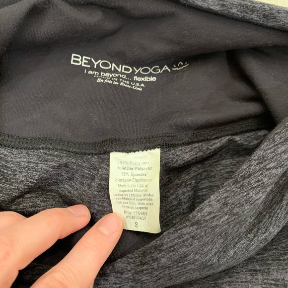 Beyond Yoga mesh side leggings - Picture 3 of 3